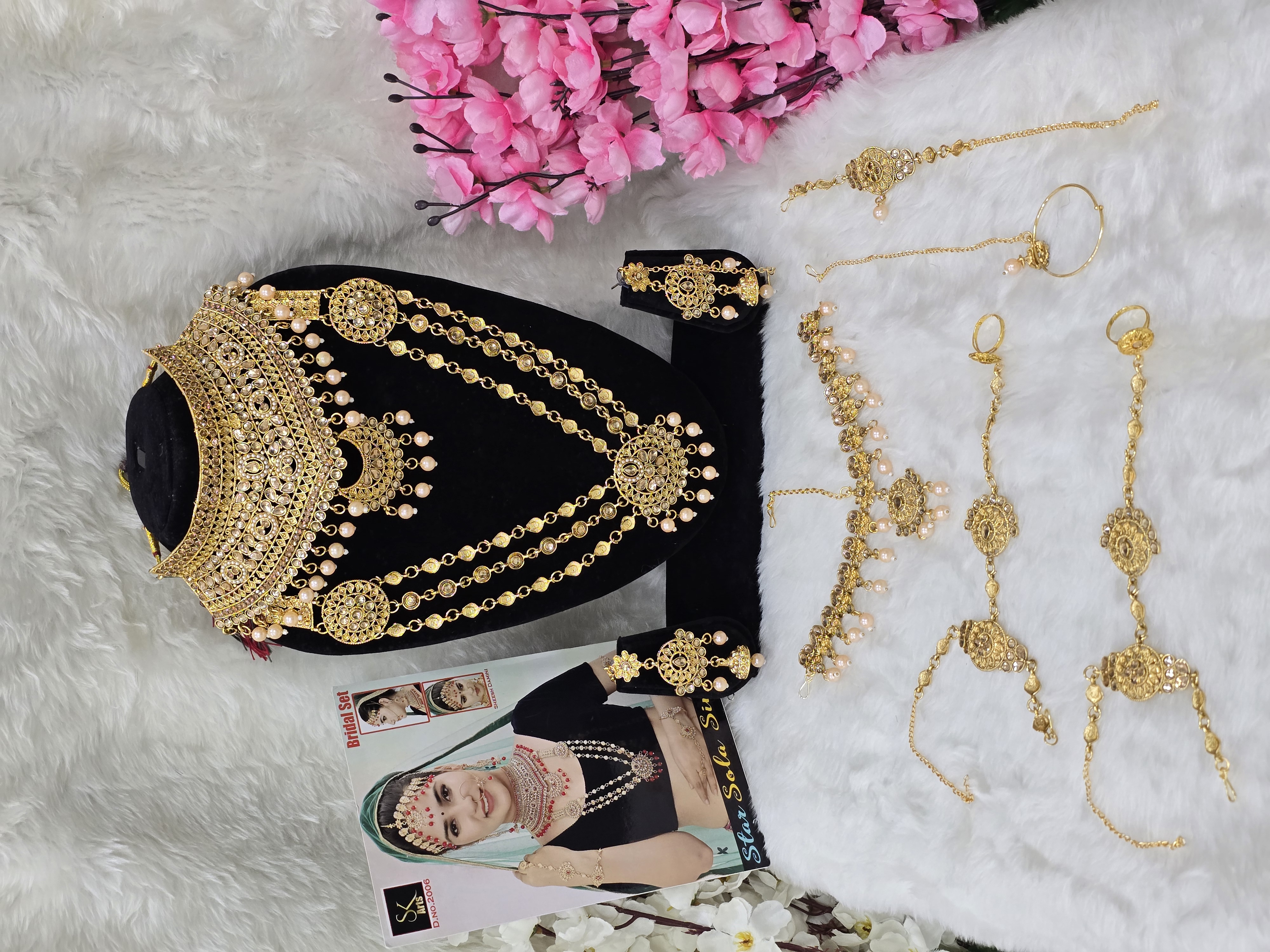 Beautiful Neckless Set 2