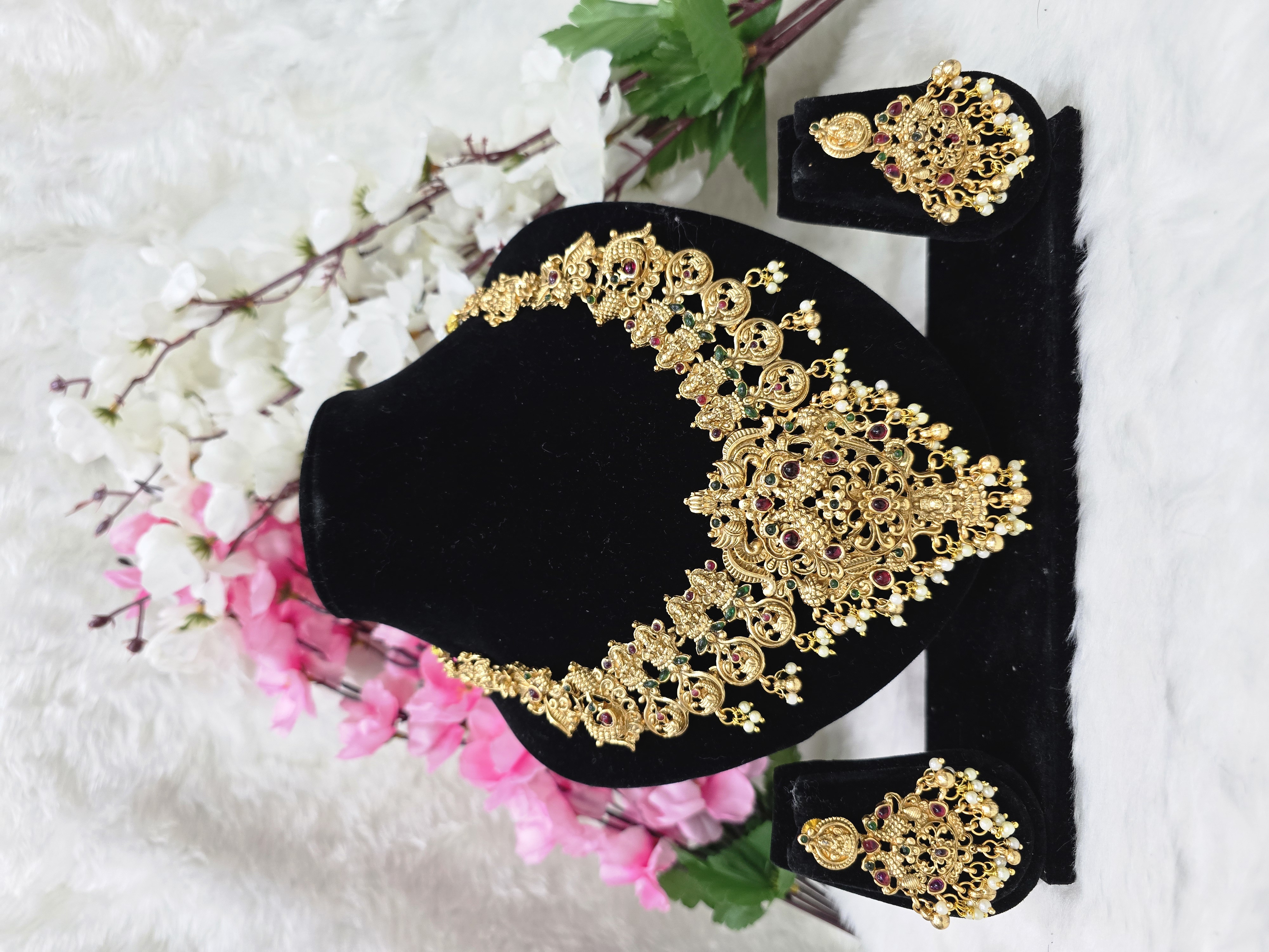  Beautiful Neckless Set 22