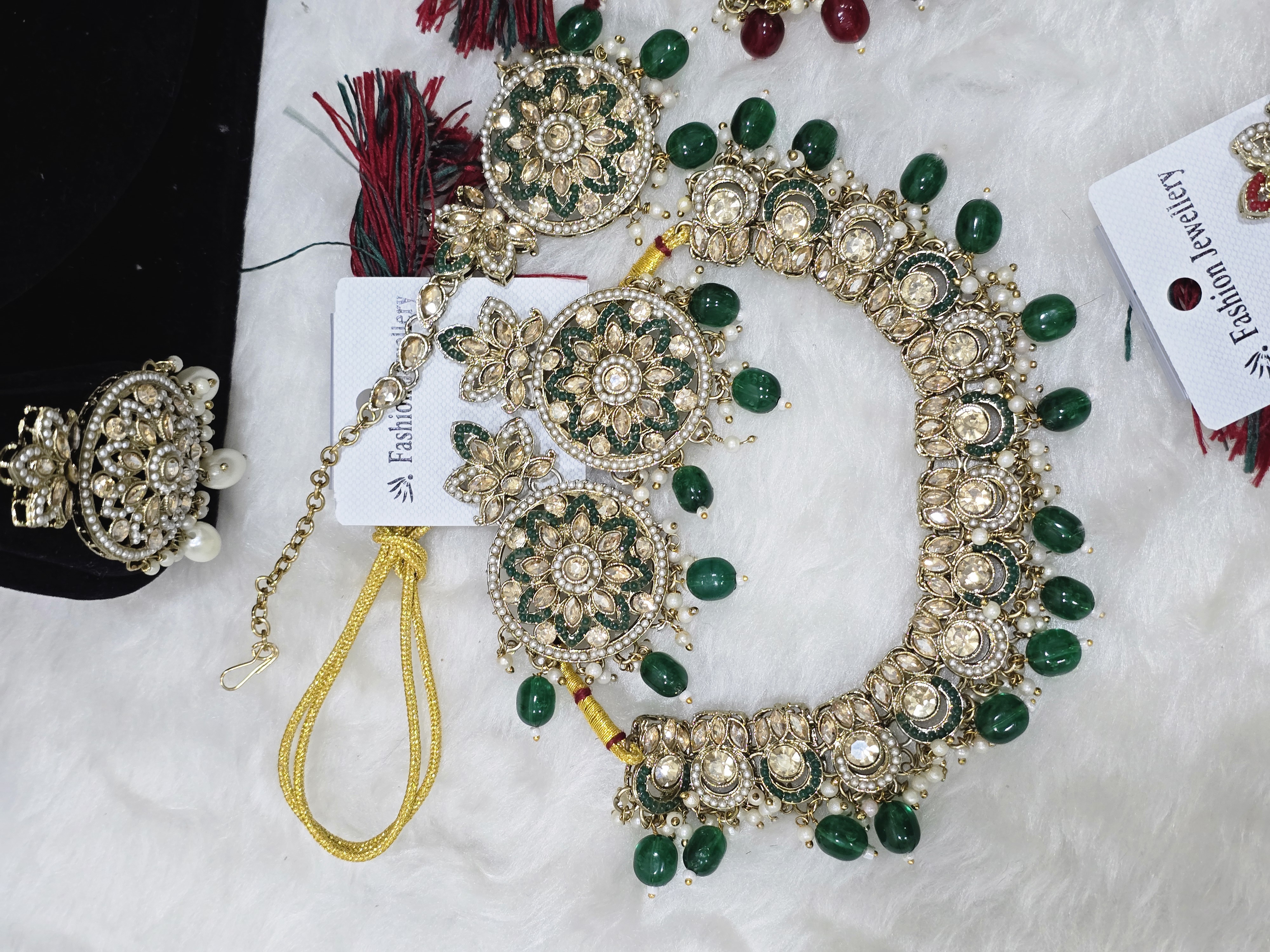  Beautiful Neckless Set 25
