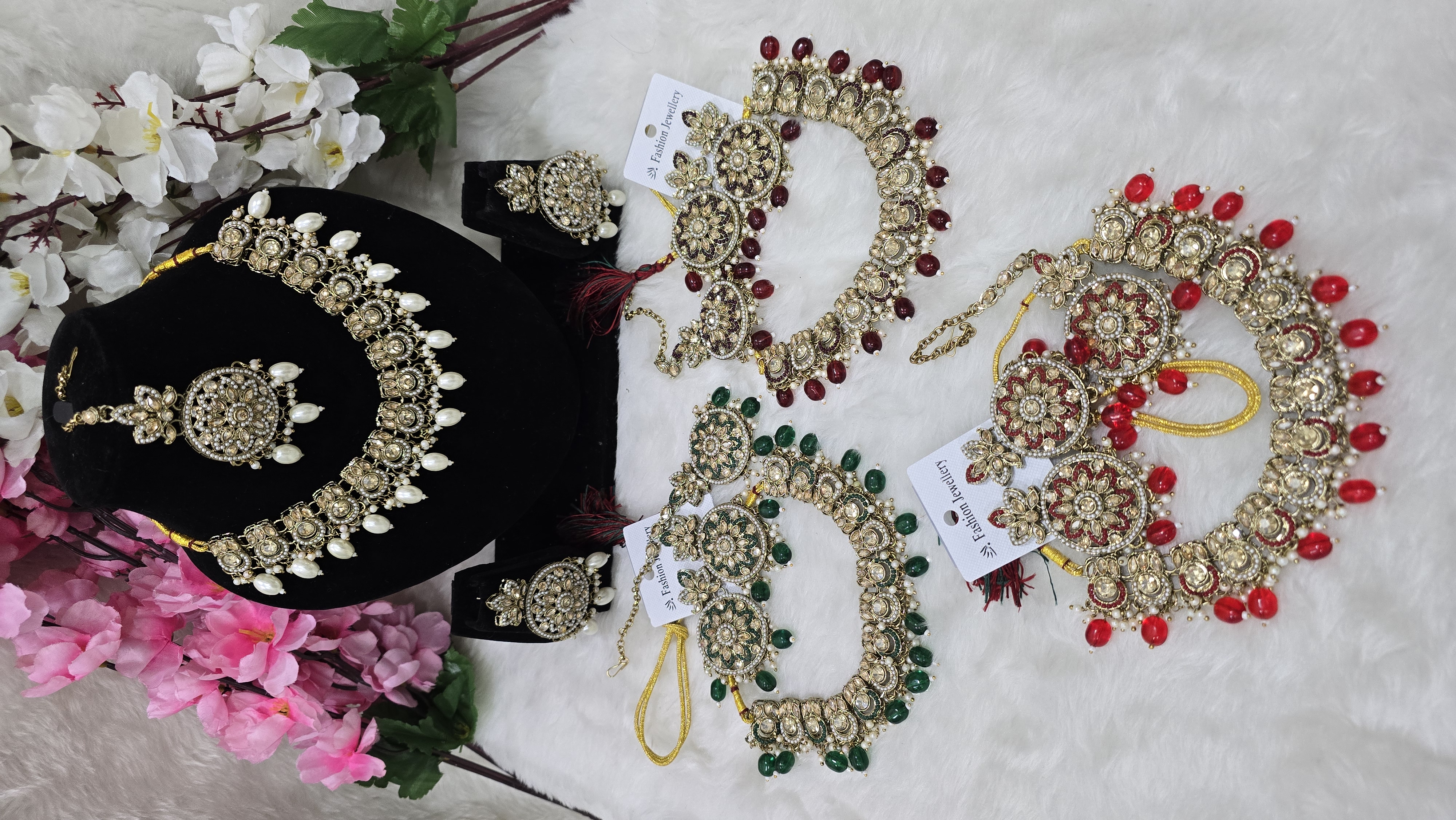  Beautiful Neckless Set 28