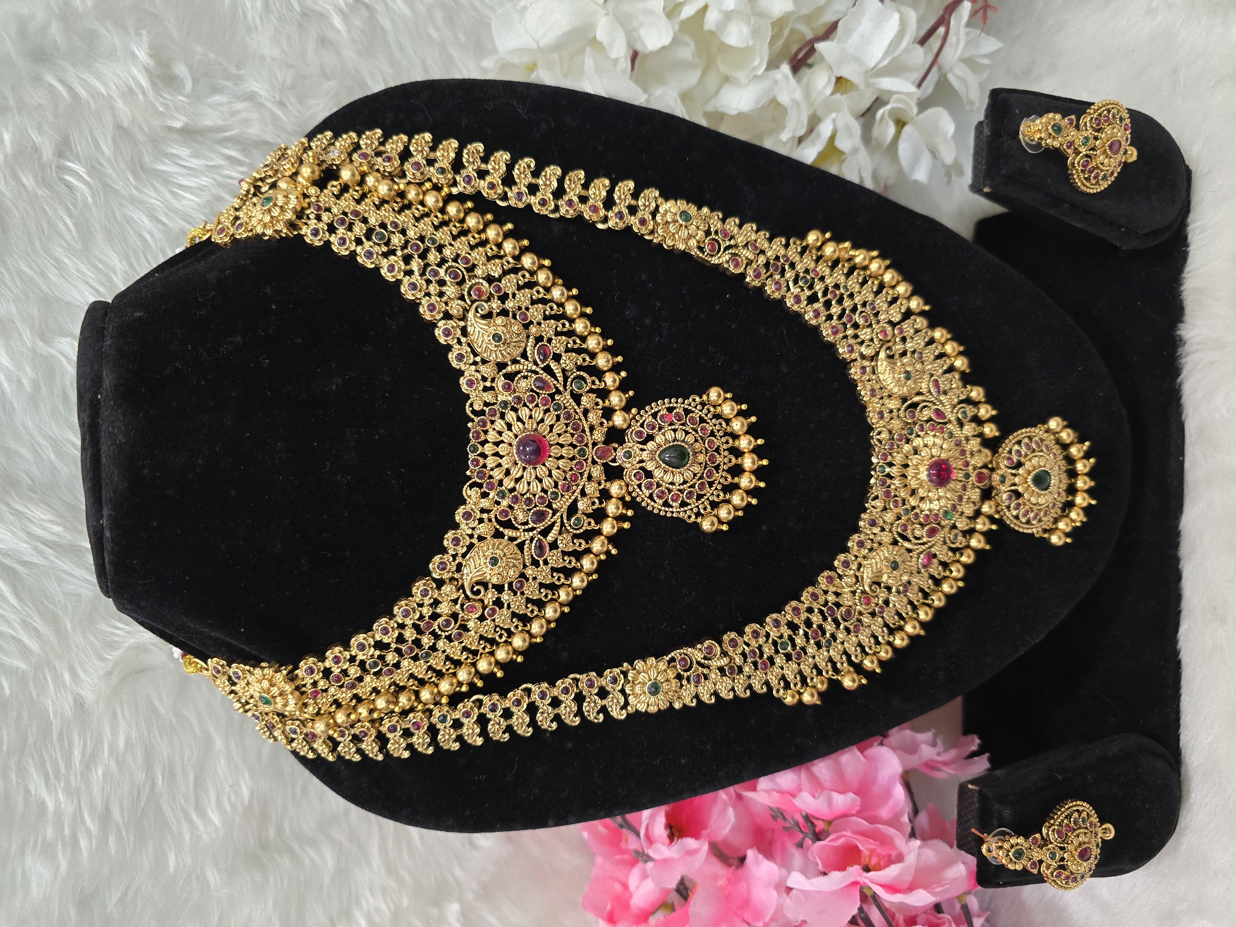  Beautiful Neckless Set 40