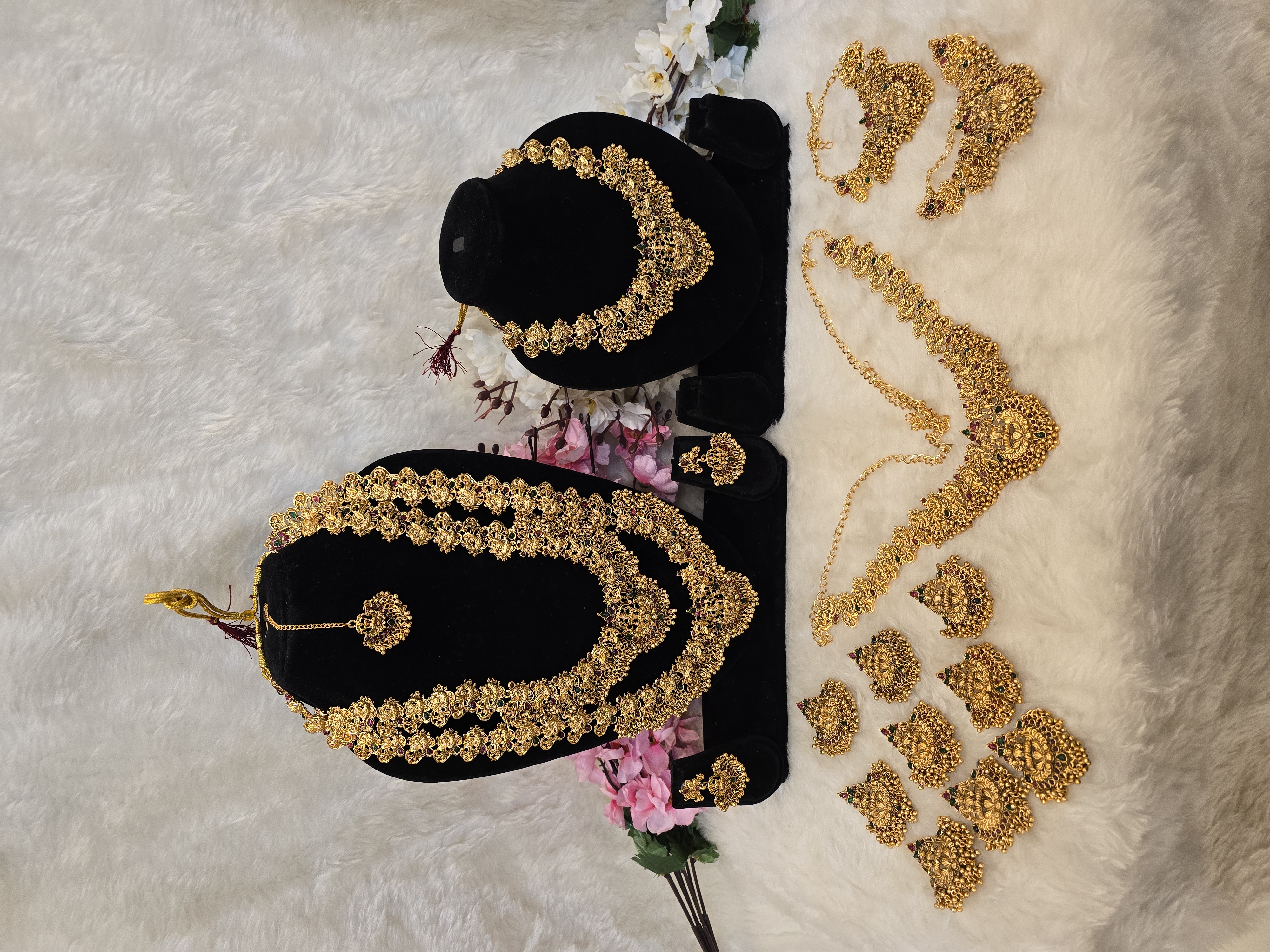  Beautiful Neckless Set 70